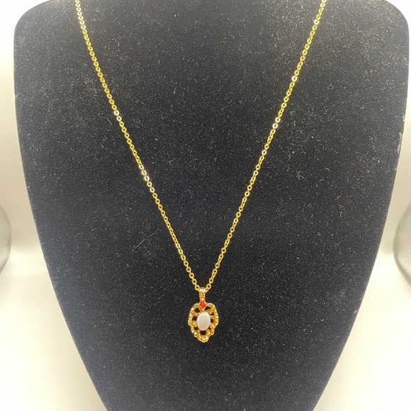 Vintage gold and silver contemporary necklaces - Picture 2 of 13